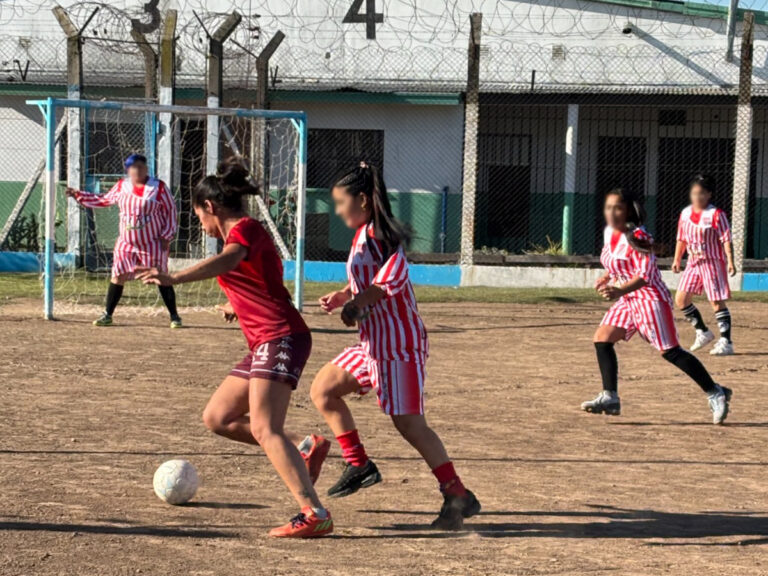 Triangular de fútbol femenino con “La Madrid” en la Unidad 40