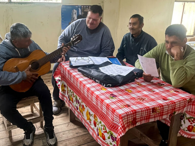 Inicio del Taller de Guitarra y Canto Popular en la Unidad 16 de Junín