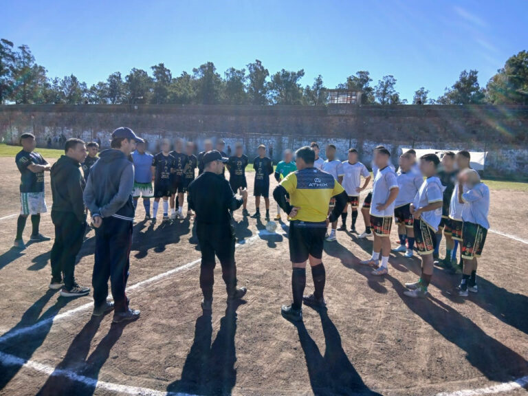 Encuentro deportivo interunidades