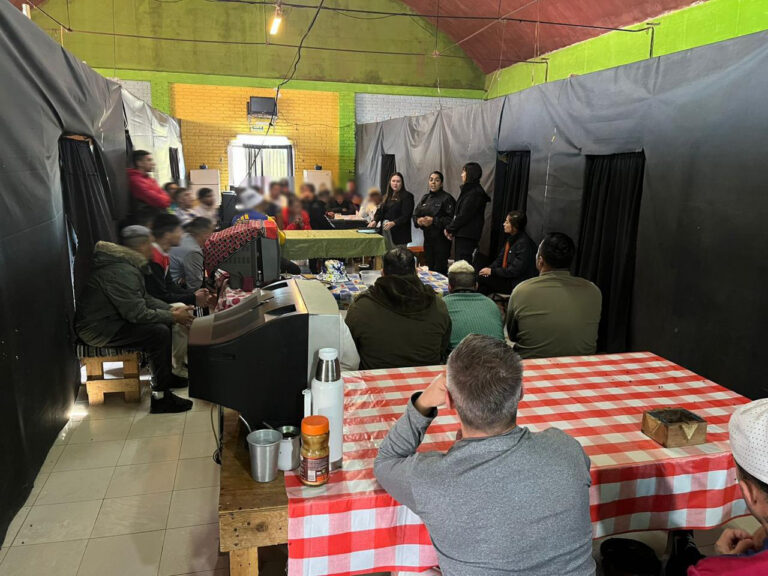 Encuentro de orientación para la población de la Unidad 27
