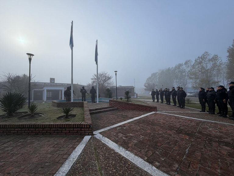 La Unidad 24 reafirmó su vocación de servicio en los festejos del 25 de Mayo