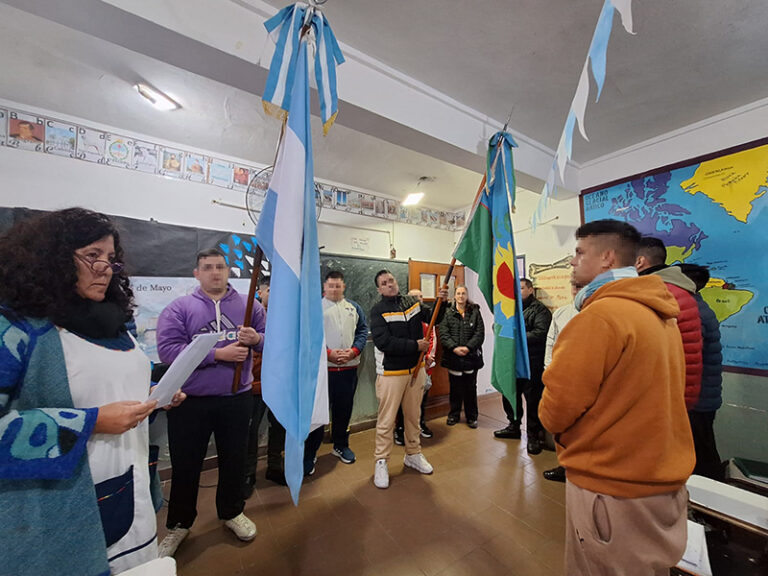 Complejo Penitenciario La Plata: estudiantes privados de libertad conmemoraron el 25 de mayo