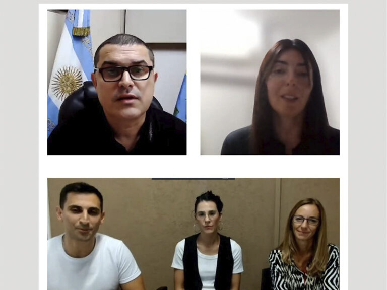 Interesante conversatorio sobre cuestiones vinculadas al clima laboral