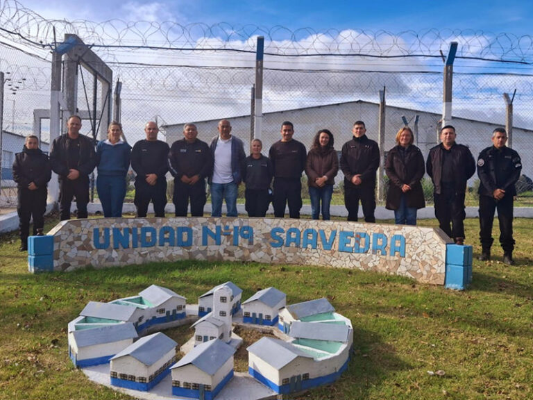 Jornada de capacitación sobre desarrollo, planificación y sostenimiento de huertas en la Unidad 19 de Saavedra