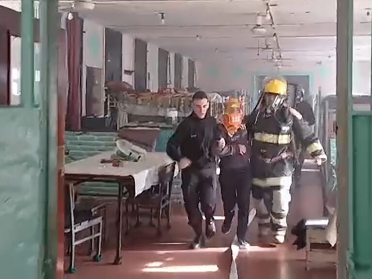 Exitoso simulacro de incendio en la Unidad 16