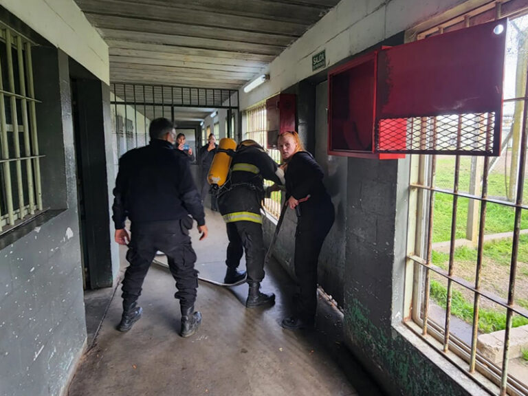 Batán: realizaron el primer simulacro anual de evacuación en la Alcaidía Penitenciaria