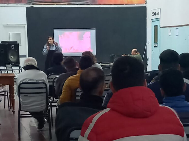 Una propuesta educativa y cultural acercó la historia y vigencia del tango a las personas privadas de libertad
