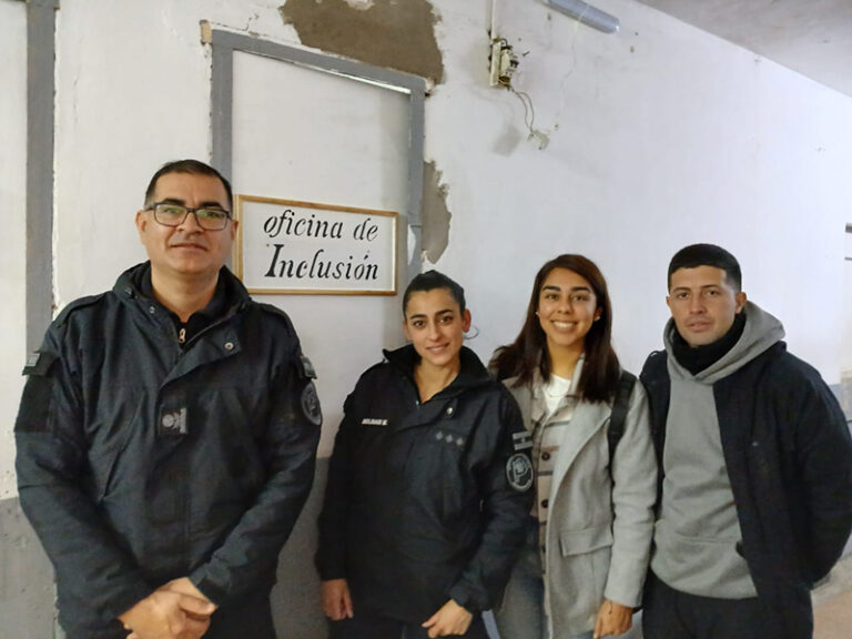 Se desarrolló un taller de pre egreso en Olmos en el marco de la campaña “Ni Una Menos”