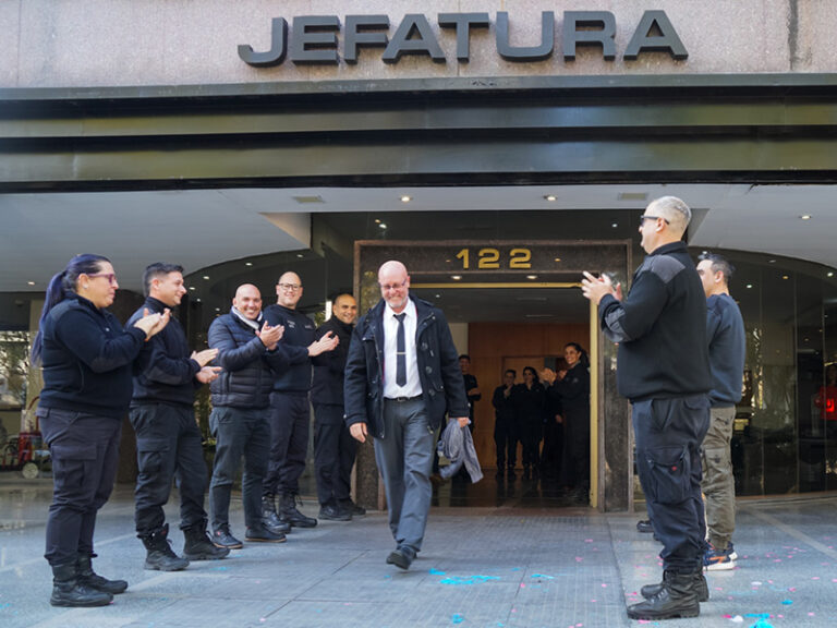 Se realizó la ceremonia de retiro de un agente en la jefatura del SPB