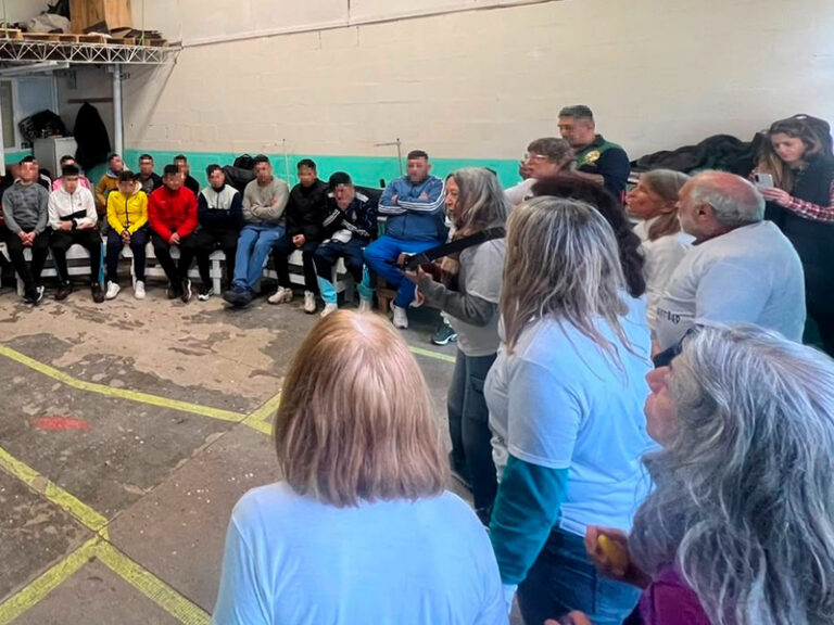 “Teatro por la Identidad” se presentó en la Unidad 24 de Florencio Varela