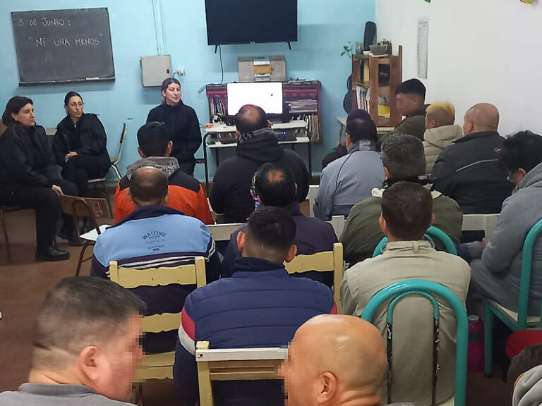 Jornada sobre «Ni Una Menos» en la Unidad 16