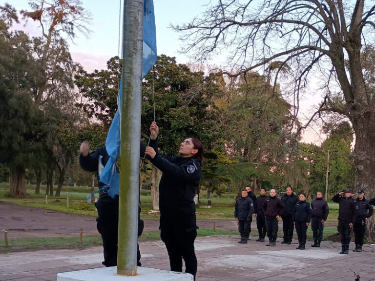 Formación especial en Unidades del Complejo Norte por el Día de la Bandera