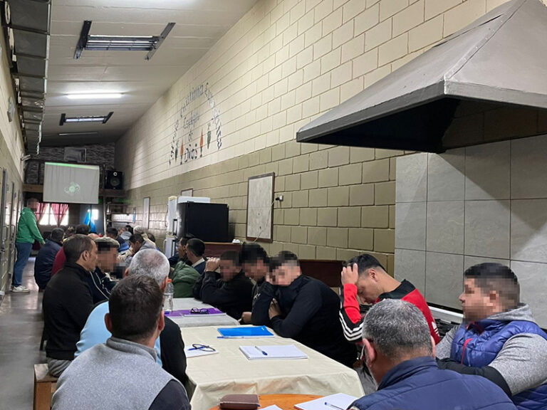 Taller de reflexión por el movimiento Ni Una Menos en la Unidad 4 de Bahía Blanca