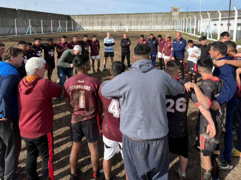 Encuentro de rugby entre las Unidades 41 y 21