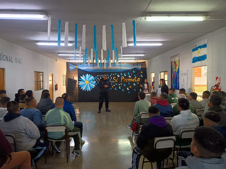 En la Unidad 36 se realizó un acto patrio por el día de la Bandera
