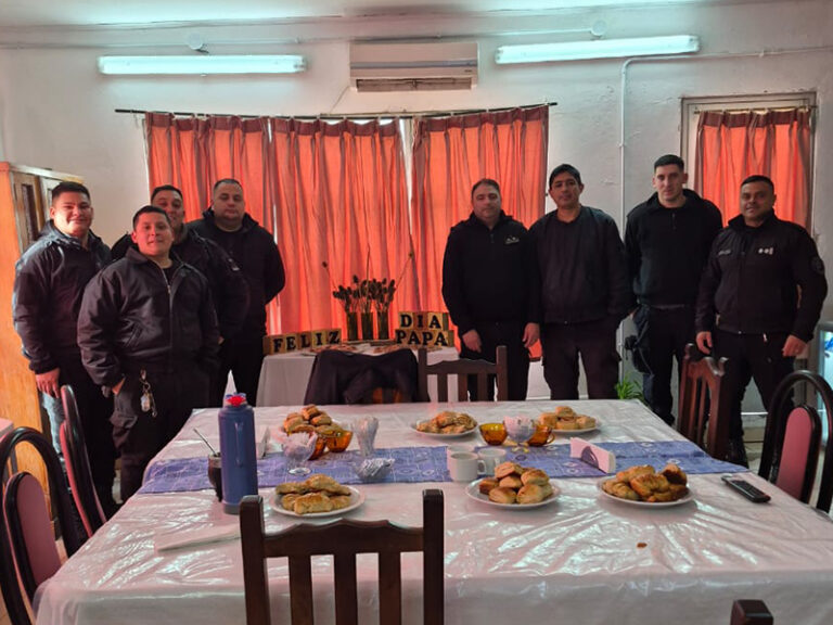Se llevó a cabo una celebración por el día del padre en la Unidad 1 de Lisandro Olmos