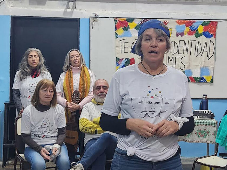 La Unidad 9 recibió la obra teatral Nanas para encontrarte