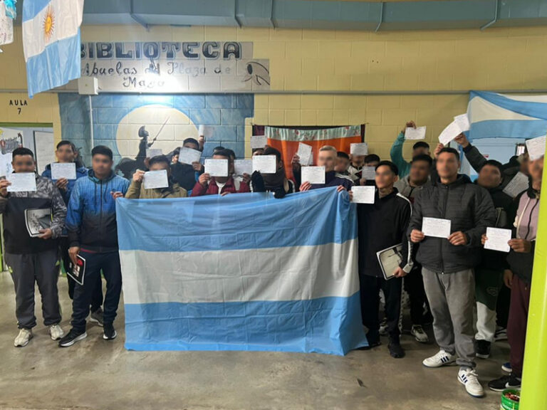 Conmemoración del Día de la Bandera y Promesa de Fidelidad en la Unidad 42 de Florencio Varela