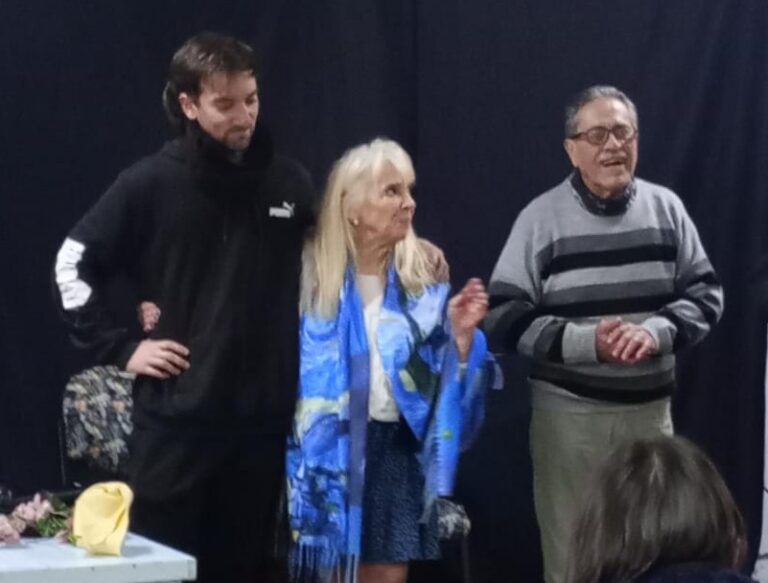 En la Unidad 51 se llevó a cabo la obra de teatro «Los Trapos sucios de Adán y Eva»