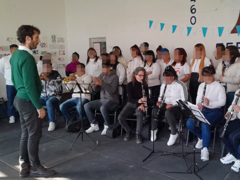 La Orquesta de Cámara en Cárceles tocó en la asamblea del Comité de Prevención y Resolución de Conflictos de la Unidad 47