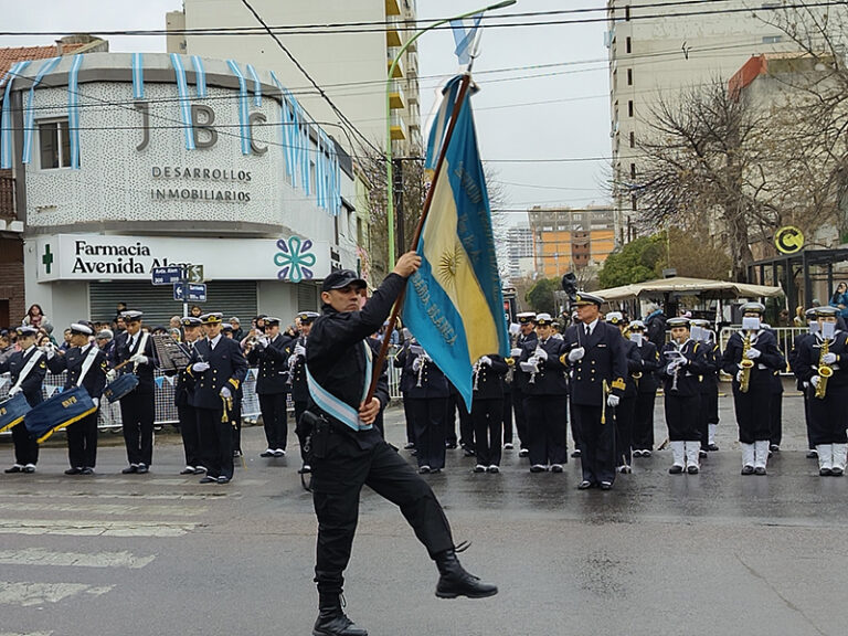 El Complejo Penitenciario Sur participó del desfile por el Día de la Independencia en Bahía Blanca