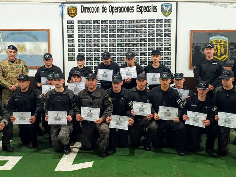 Finalizó una nueva edición del curso de Defensa Personal en Espacios Reducidos