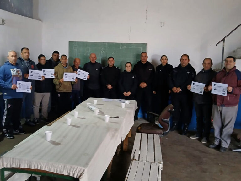 Finalizó el Curso no Formal de Electricidad en la Unidad 16