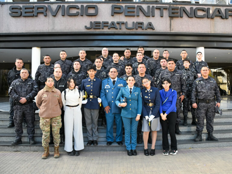 Emotiva despedida de un Suboficial Mayor del Departamento Armamento