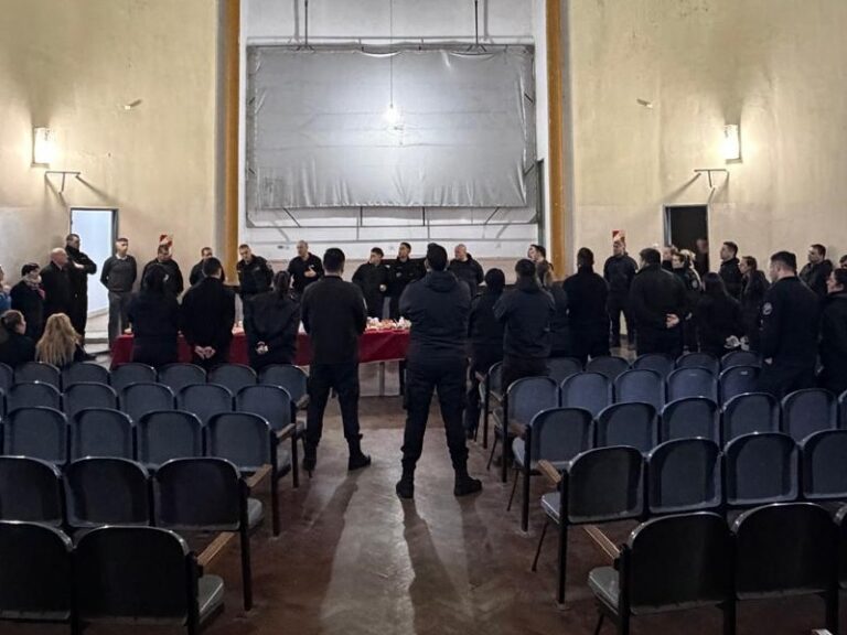 Emotivo agasajo en reconocimiento al personal penitenciario en el marco del «Día del Agente Penitenciario»