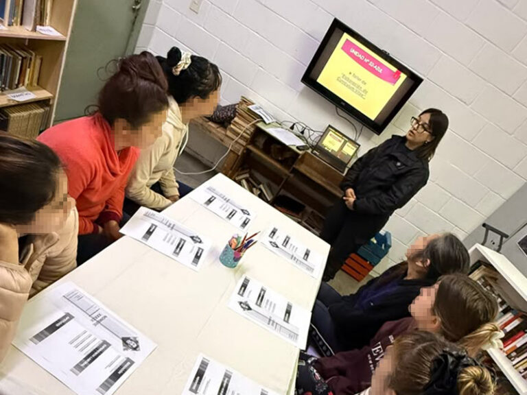 Taller de elaboración de currículum vitae para personas próximas a recuperar la libertad