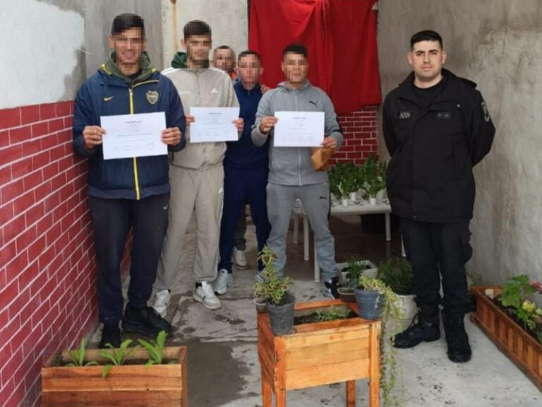 Finalizó el Curso de Hidroponía para internos de la Unidad 31