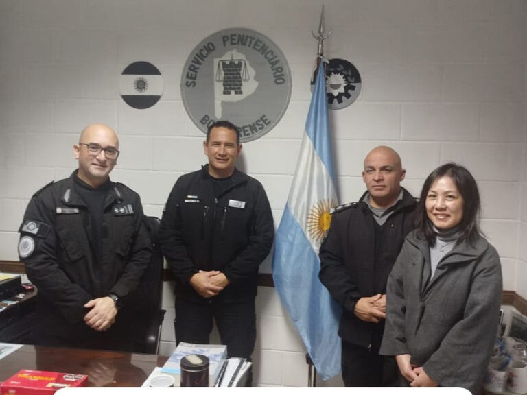 Visita del Consulado del Perú y tramitación de DNI a personas privadas de la libertad de las unidades 46 y 47