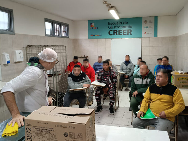 La Unidad 31 inició el Curso Formal de Cocinero Profesional