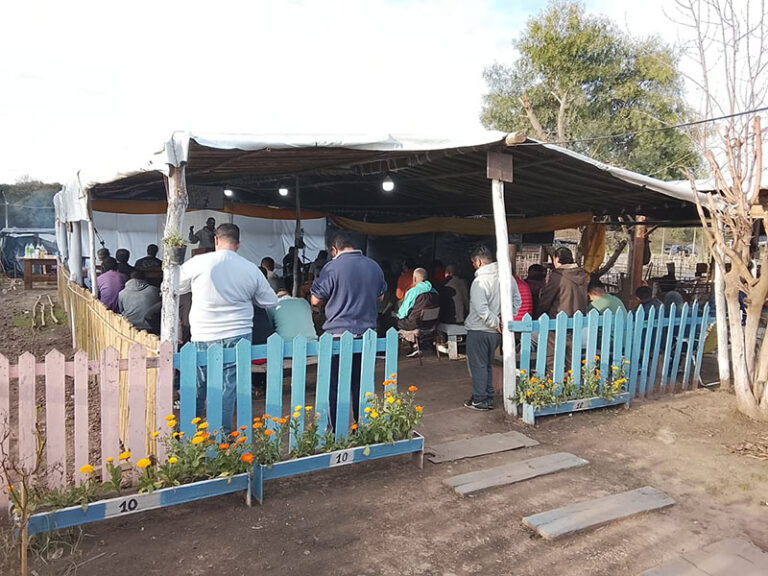 Evento Religioso en la Unidad 11