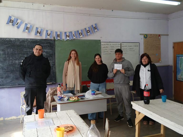 Unidad 36: Entrega de certificados del primer grupo del Taller C.A.J.U.S.