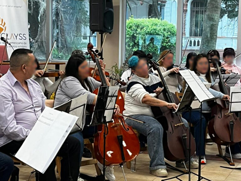 La Orquesta «Triada Ensamble» de la Unidad 47 participó de una jornada cultural en la USI
