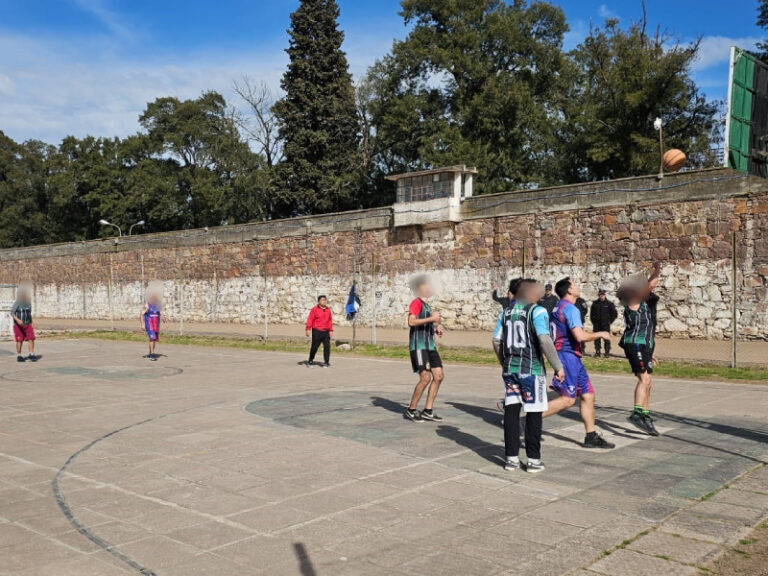 Con un torneo de básquet, la Unidad 2 celebró la Semana de los Centros de Educación Física