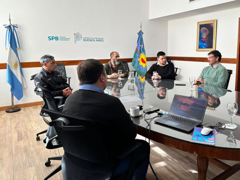Reunión de intercambio para articular acciones entre el SPB y el Ministerio de Justicia y Derechos Humanos