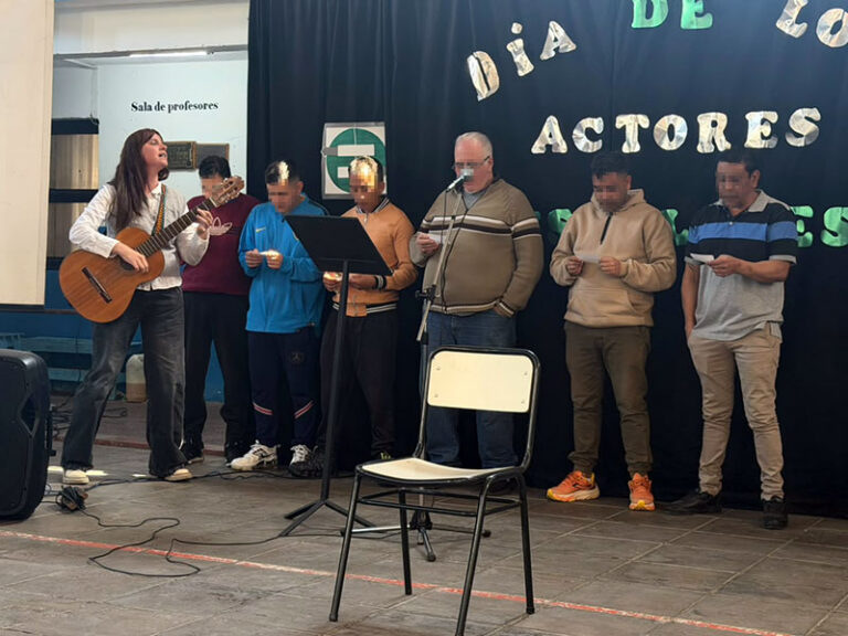 La comunidad educativa de la Unidad 3 celebró el Día del Maestro y del Profesor