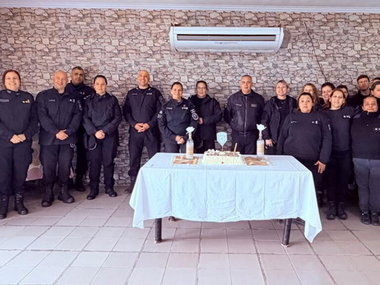 Emotivo acto por el 33º aniversario de la Unidad 27 Sierra Chica