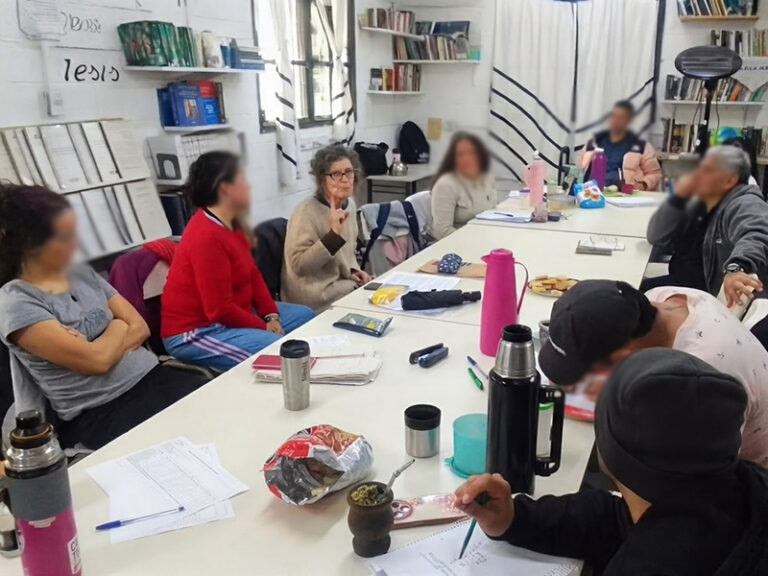 Se realizó una clase abierta sobre ESI en el centro universitario de la Unidad 48 San Martín
