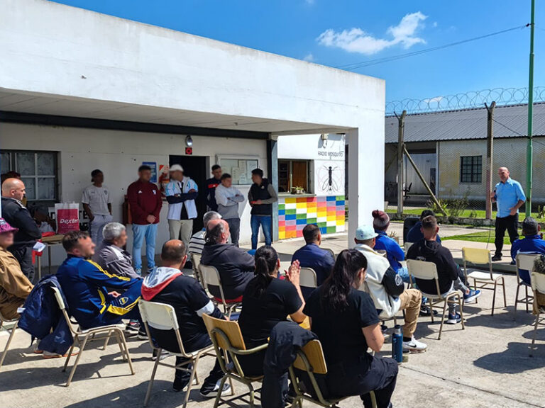 Se realizó la entrega de certificados de la Diplomatura en Logística a internos y personal de San Martín