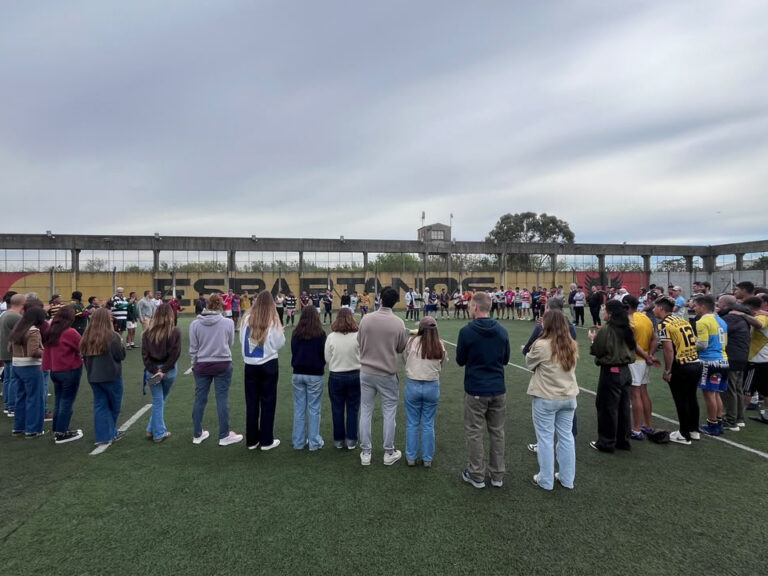 Visita de la empresa Salesforce al programa Espartanos en la Unidad 48 San Martín