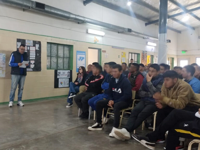 La Primaria de la Unidad 17 celebró el Día del Respeto a la Diversidad Cultural