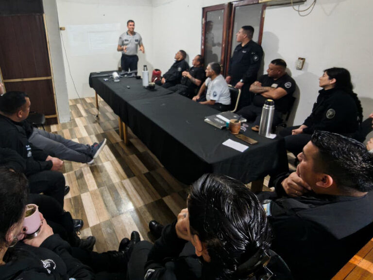 En La Matanza se capacitó al personal en seguridad y armamento